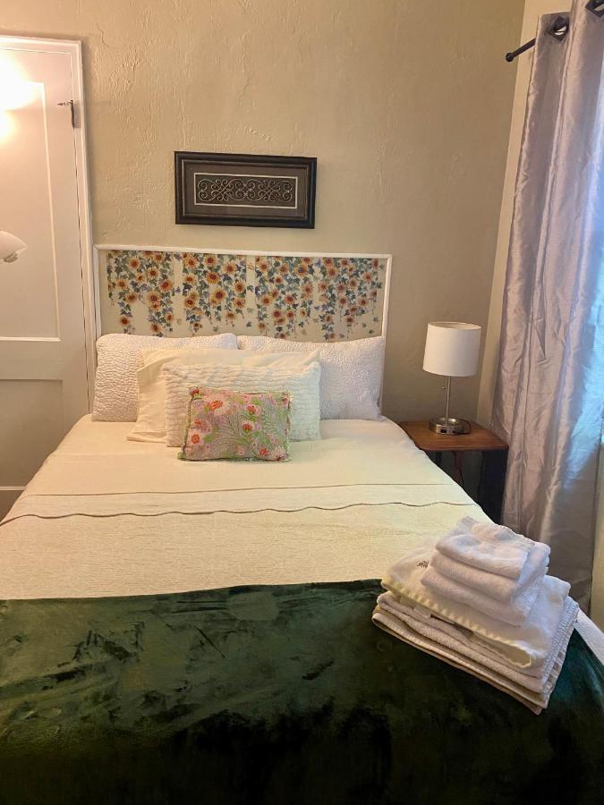Villa Olivia Guest Rooms Hollywood Exterior foto
